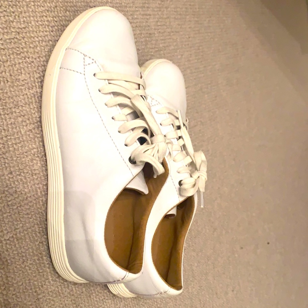 Cole Haan Grand OS size 7. Excellent condition